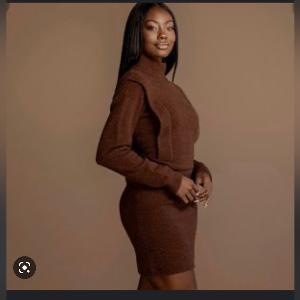 Jluxlabel sweater dress. Brown. NWT. Size 12.